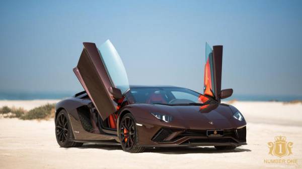 Lamborghini Aventador S Coupe