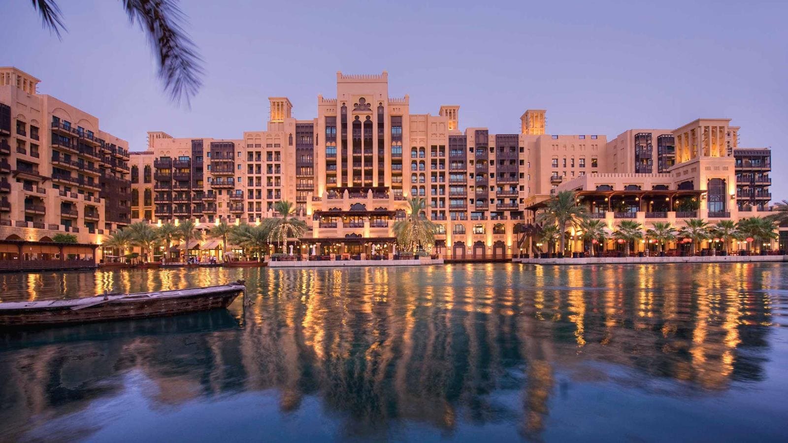 Jumeirah Mina A`Salam